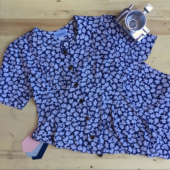 Vintage Dresses & Skirts - Vintage Floral Fit and Flare Dress